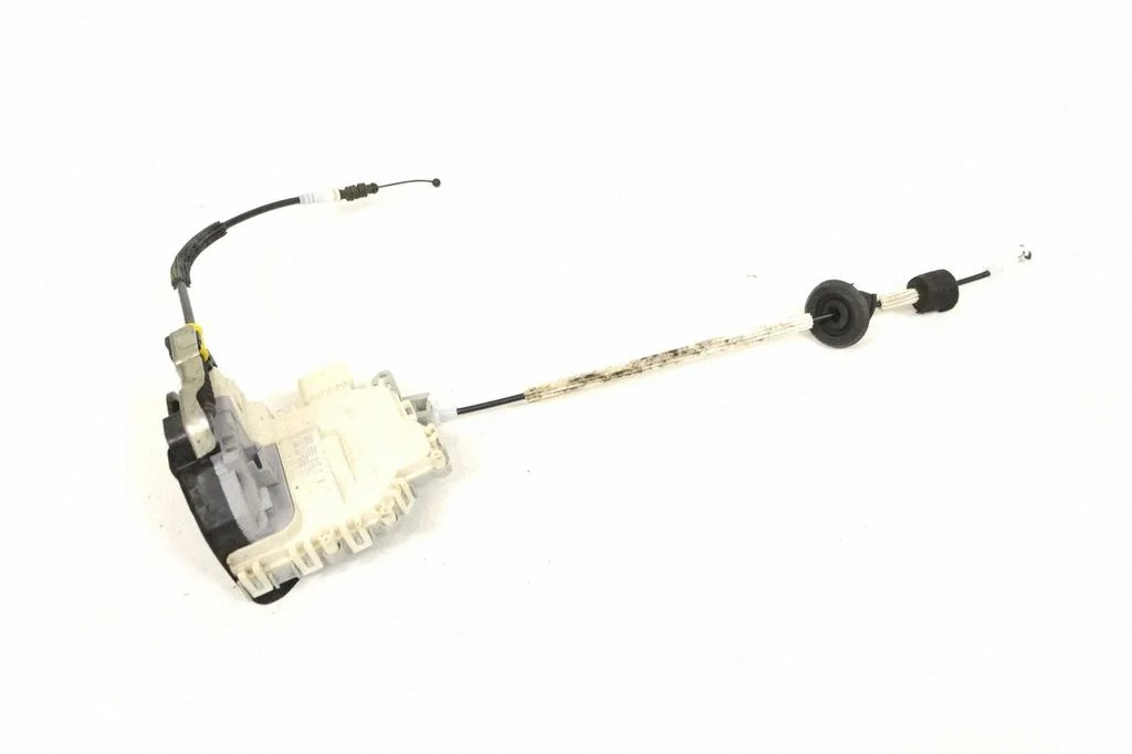 Rear door lock – Audi Q5 SQ5 8R (2008-2017)