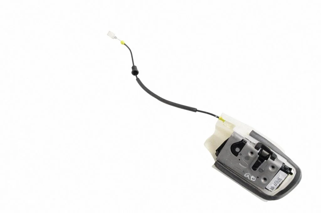 Rear door lock 150067591B