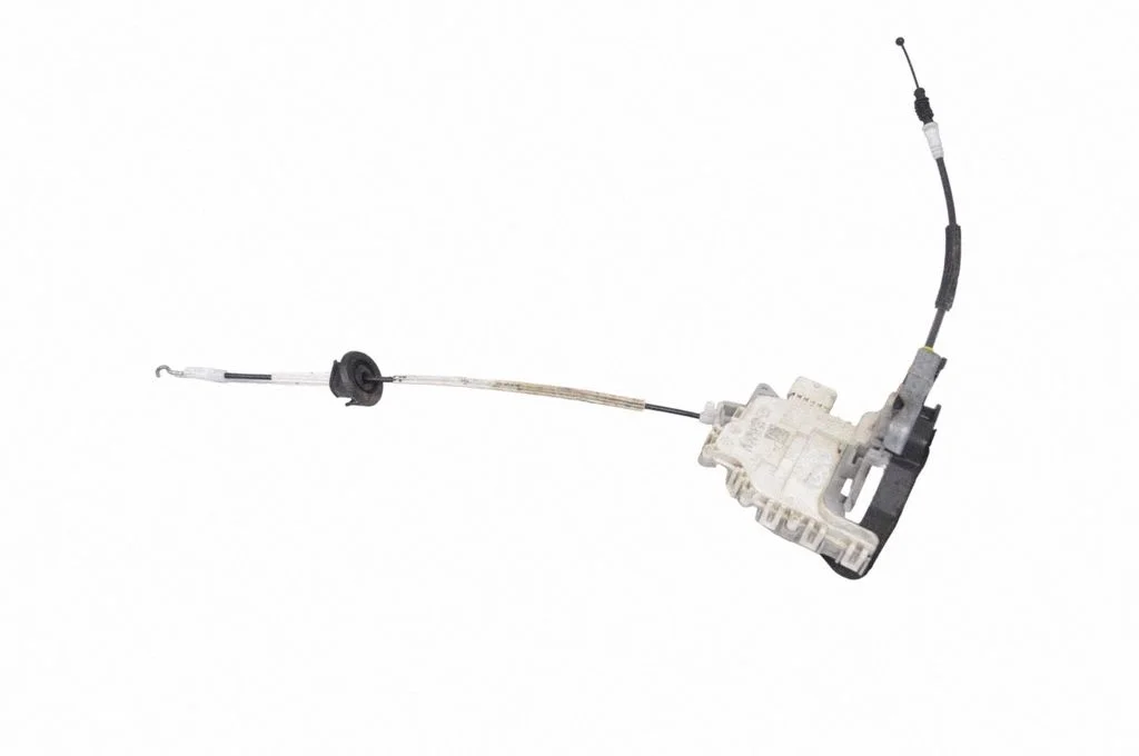 Rear door lock – Audi Q5 SQ5 8R (2008-2017)