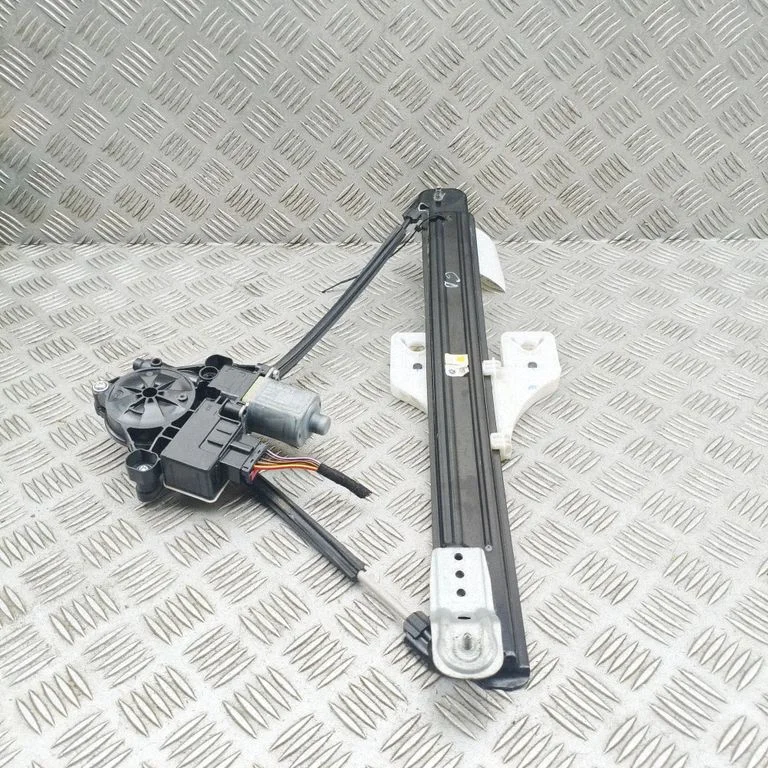 Aizmugurējā el. loga pacēlāja mehānisms bez motoriņa 5Q0959408