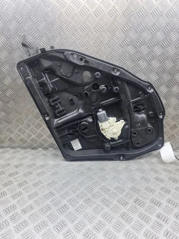 Aizmugurējā el. loga pacēlāja mehānisms bez motoriņa A2227270090