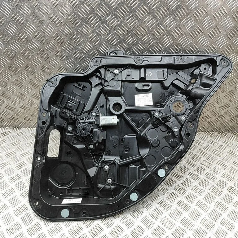 Podnośnik szyby tylnej bez silniczka – Mercedes-Benz Klasa GLC C253 (2016-)