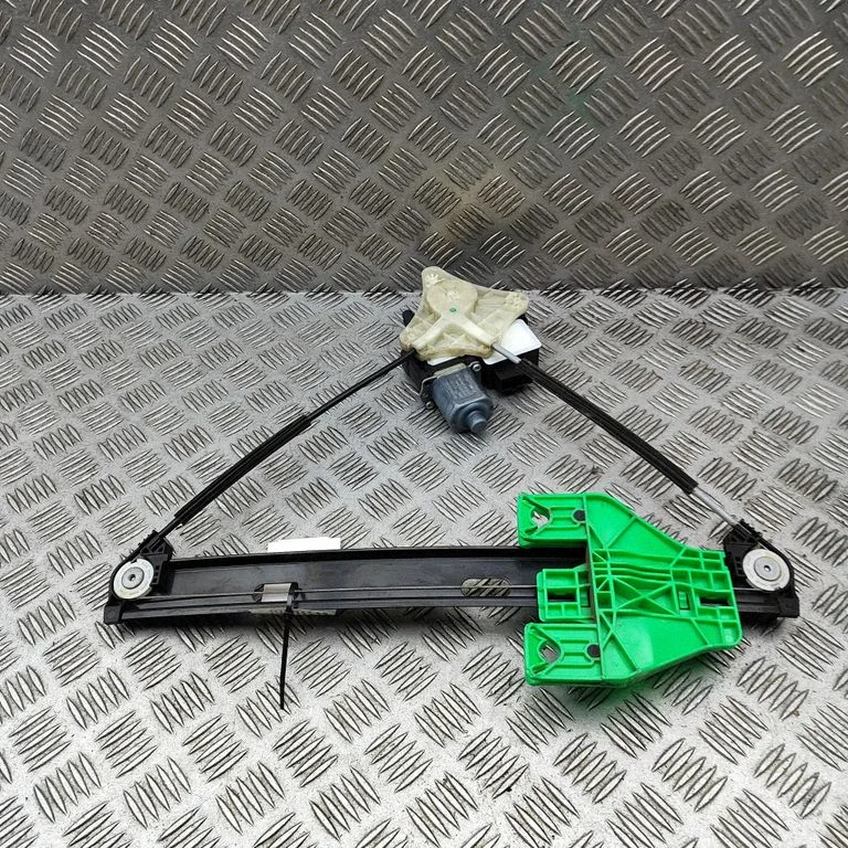 Aizmugurējā el. loga pacēlāja mehānisms bez motoriņa 5FA839462