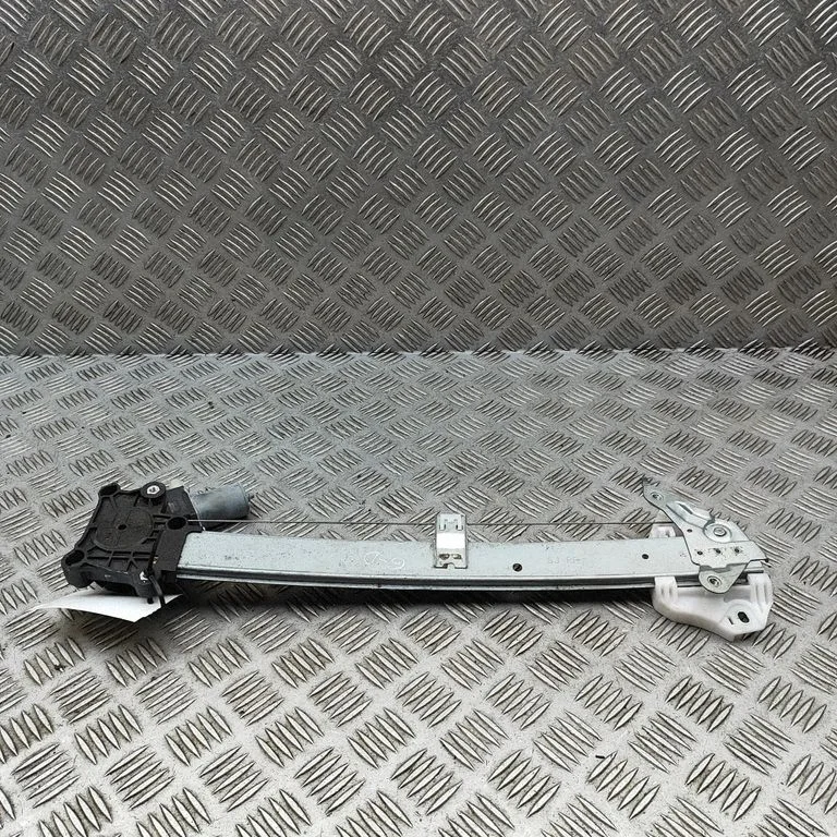 Aizmugurējā el. loga pacēlāja mehānisms bez motoriņa 2621007210