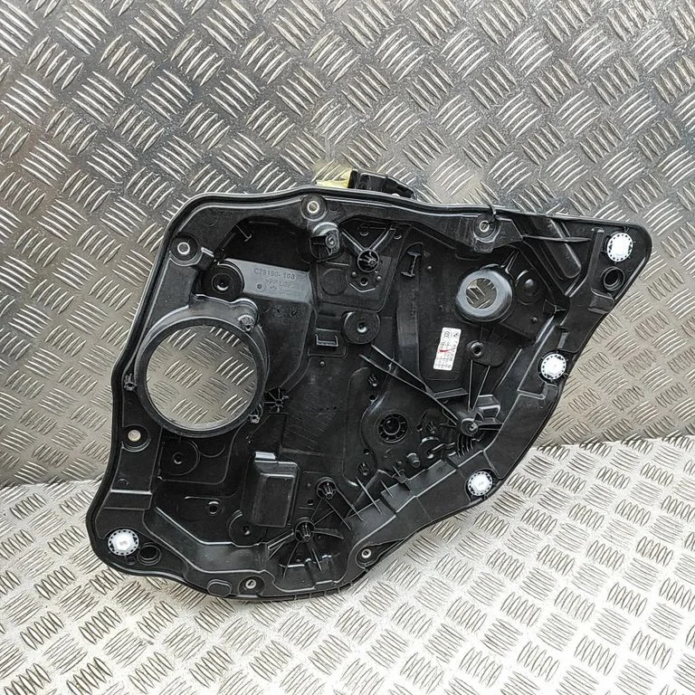 Rear window lifting mechanism without motor 7432236