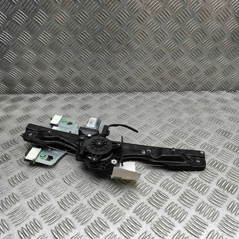 Rear window lifting mechanism without motor SC2EM6204109B