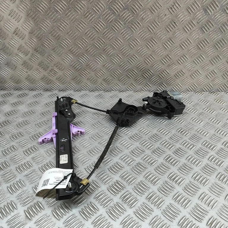 Aizmugurējā el. loga pacēlāja mehānisms bez motoriņa 5Q0959408