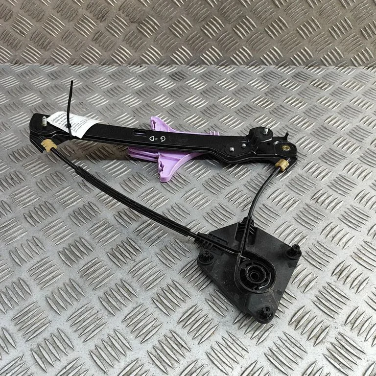 Rear window lifting mechanism without motor 2GS839462