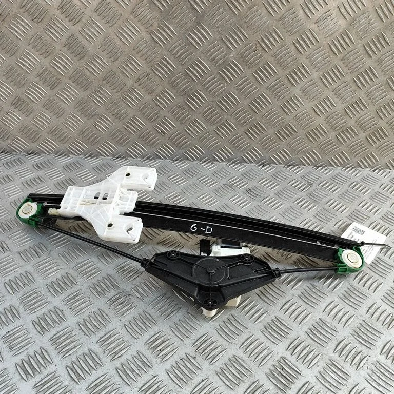 Rear window lifting mechanism without motor 4K0837462