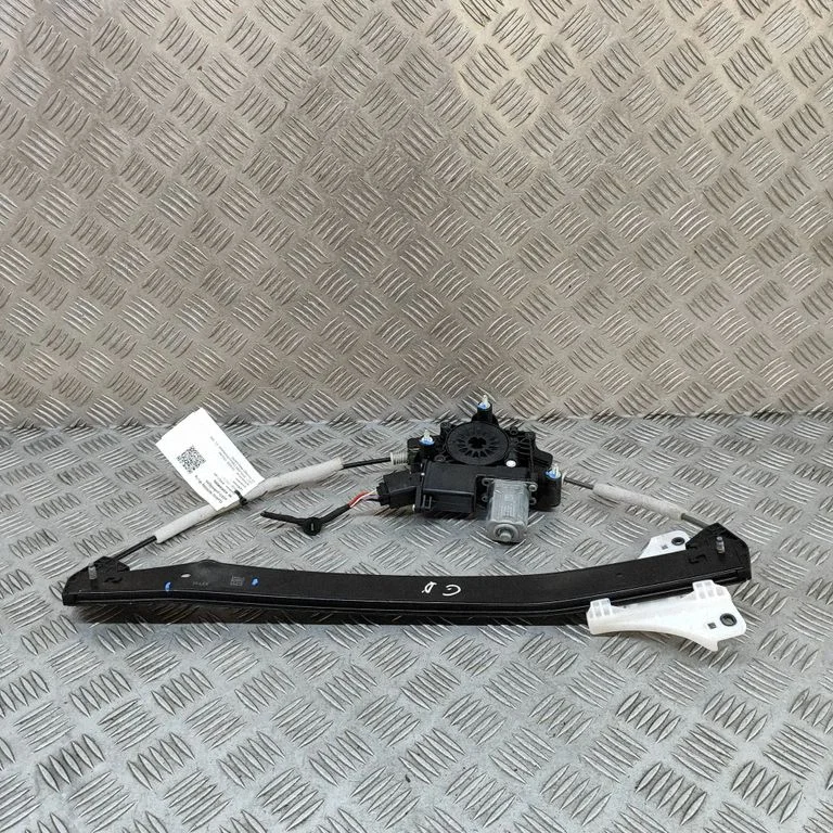 Rear window lifting mechanism without motor FM2955100589B