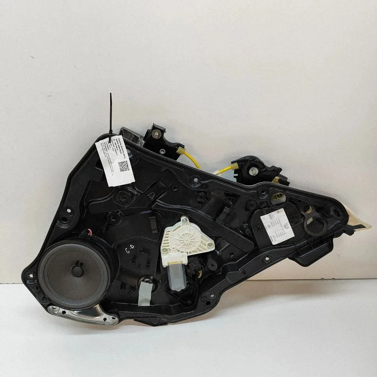 Aizmugurējā el. loga pacēlāja mehānisms bez motoriņa A1177220295