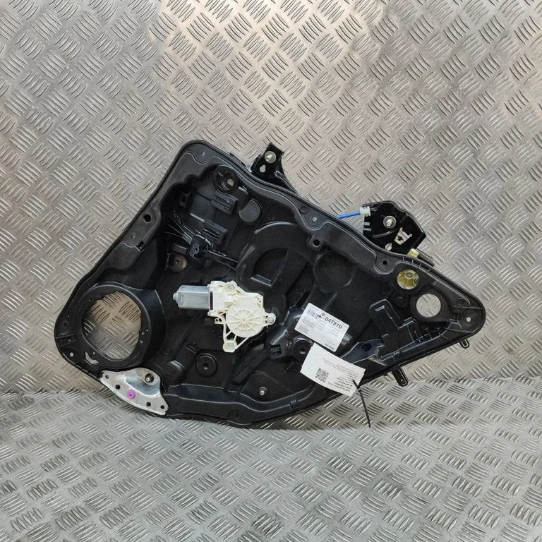 Aizmugurējā el. loga pacēlāja mehānisms bez motoriņa A1187300601