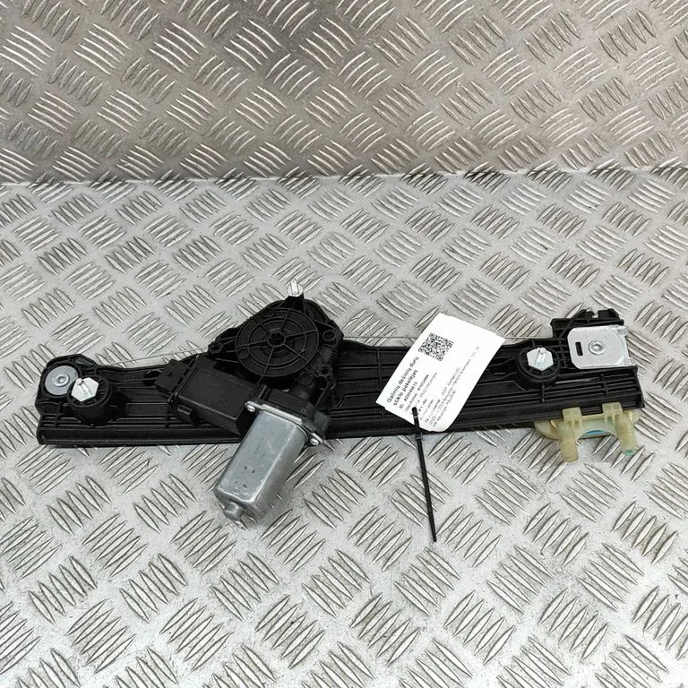 Aizmugurējā el. loga pacēlāja mehānisms bez motoriņa 130002543