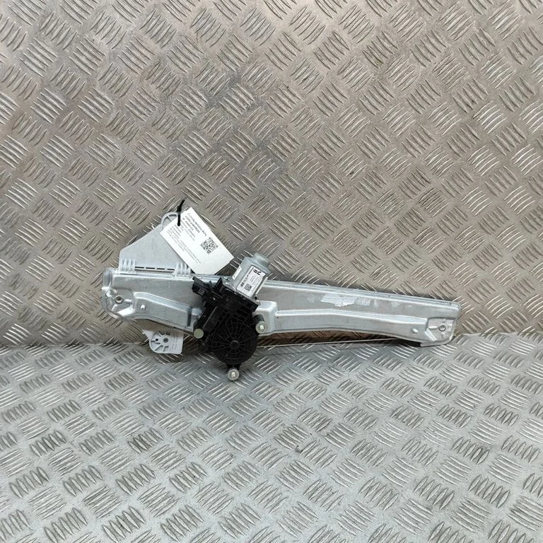 Aizmugurējā el. loga pacēlāja mehānisms bez motoriņa 83404N7000