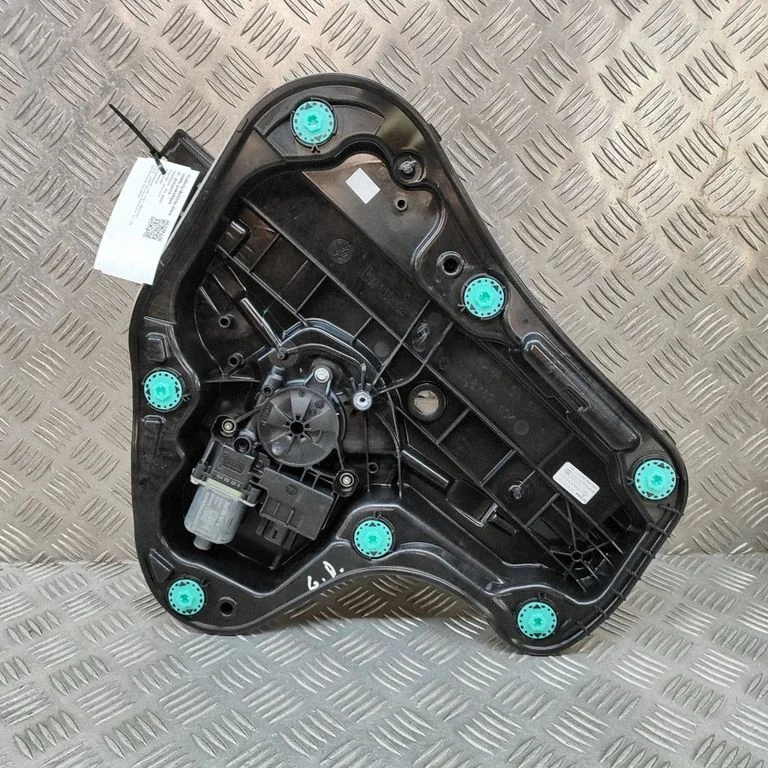 Aizmugurējā el. loga pacēlāja mehānisms bez motoriņa 5Q0959407G