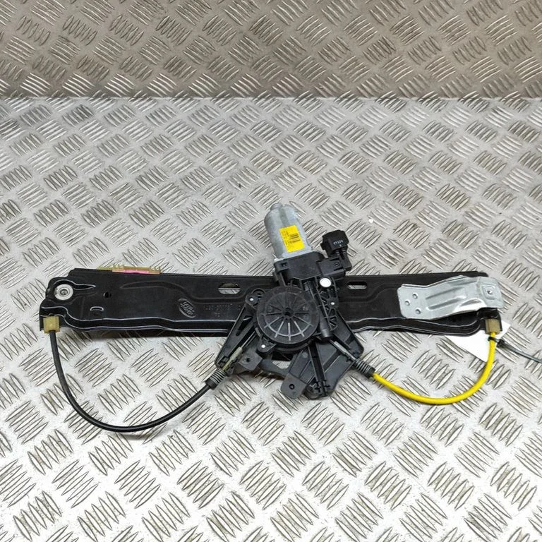 Aizmugurējā el. loga pacēlāja mehānisms bez motoriņa 918957102
