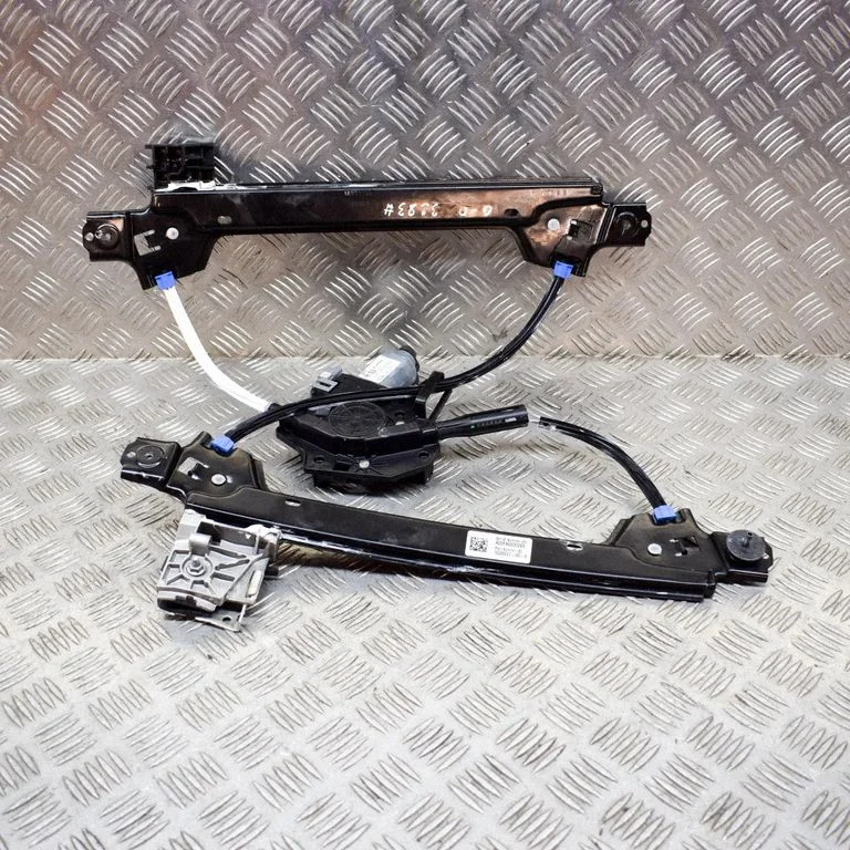 Rear window lifting mechanism without motor 102882100F