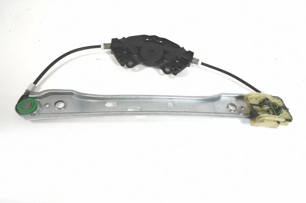 Aizmugurējā el. loga pacēlāja mehānisms bez motoriņa 964289101