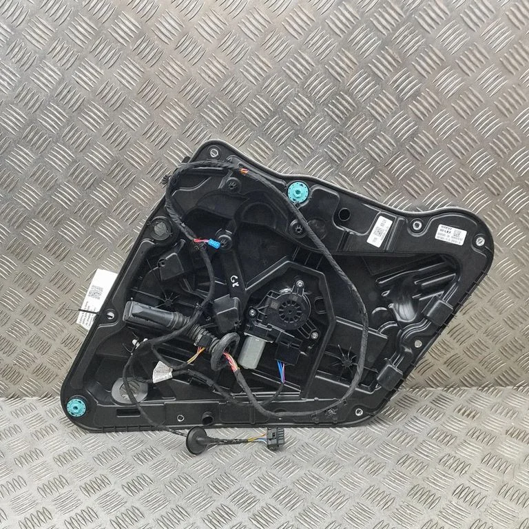 Rear door window regulator with motor 5A75081