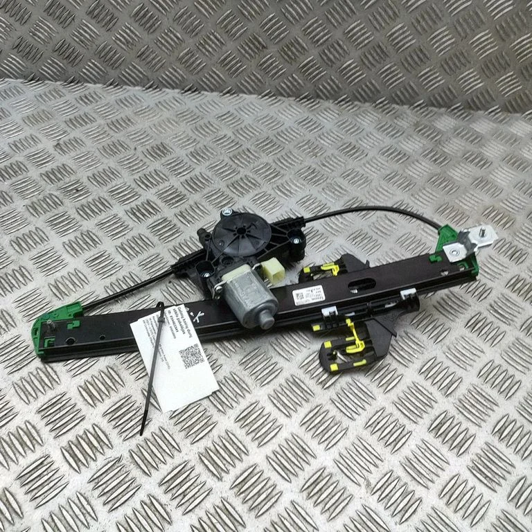 Rear door window regulator with motor 0130822669