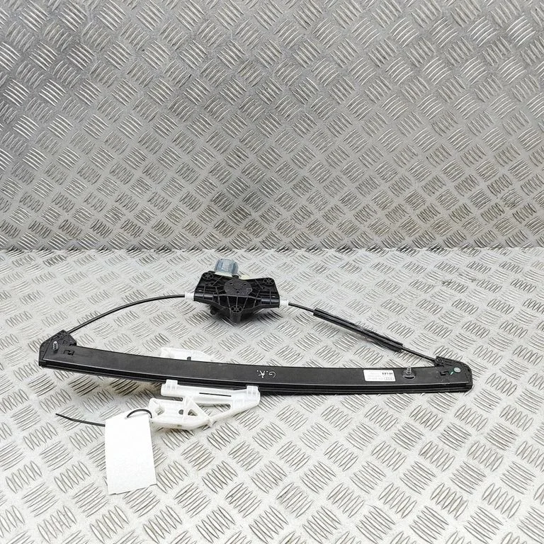 Tagaukse elektriline aknatõstuk mootoriga 5Q0959801