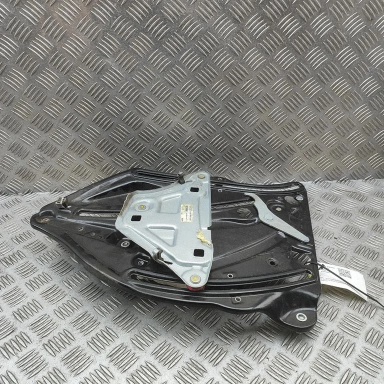 Rear door window regulator with motor A2076701303