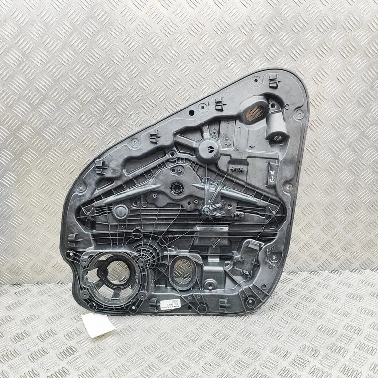Rear door window regulator with motor 32353277