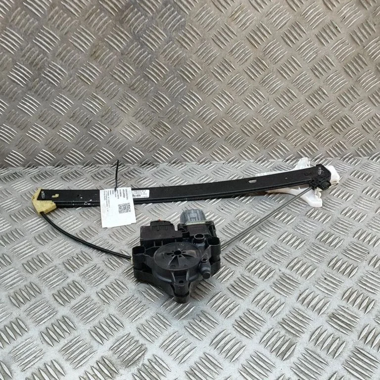 Rear door window regulator with motor 5Q0959407D