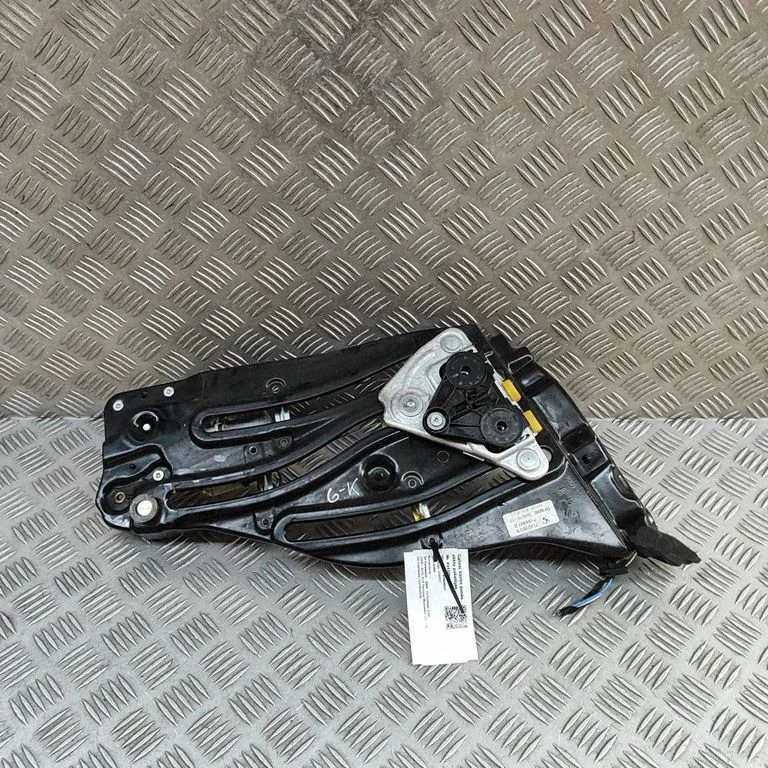 Rear door window regulator with motor 7198307
