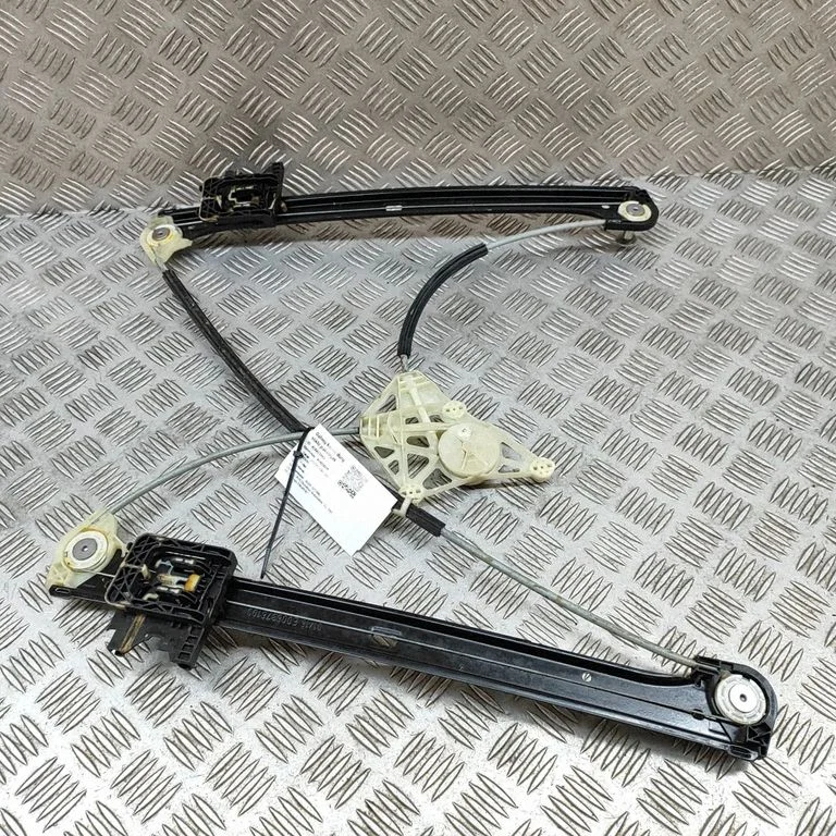 Rear door window regulator with motor – Audi Q7 4M (2015-)