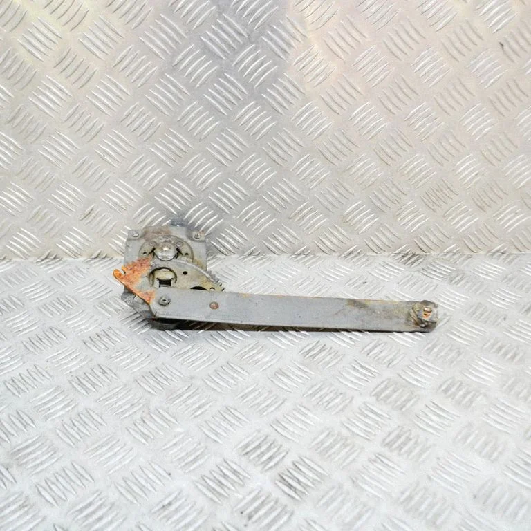 Rear door window regulator with motor 1097300946