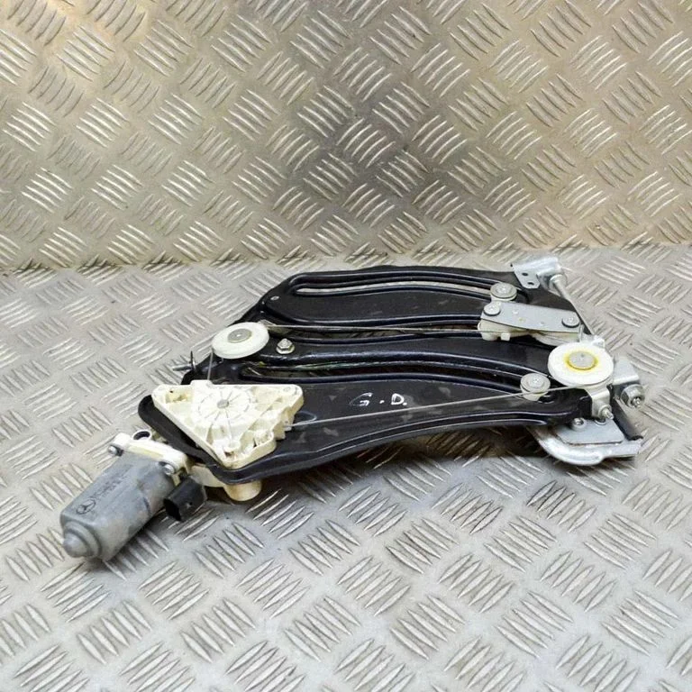 Tagaukse elektriline aknatõstuk mootoriga – Mercedes-Benz SLK-klass R171 (2005-2011)