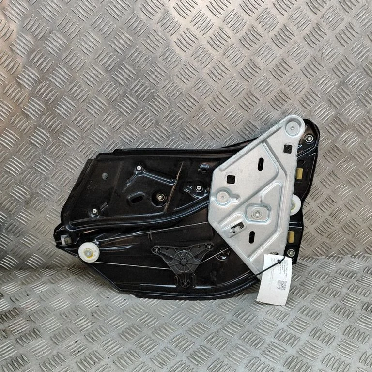 Rear door window regulator with motor A2386700300