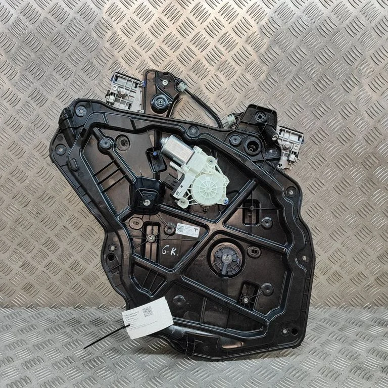 Rear door window regulator with motor 149551200F