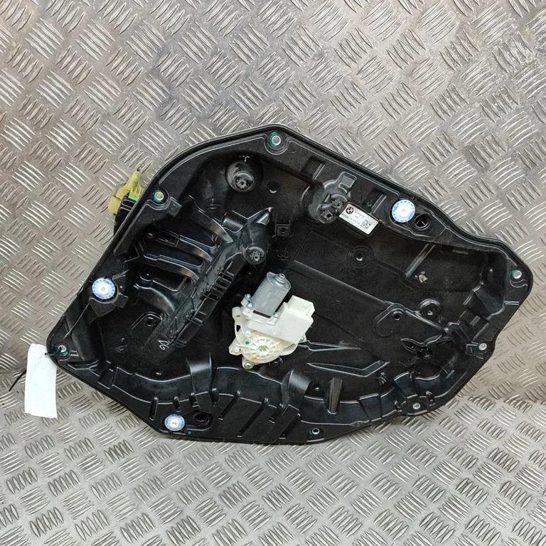 Rear door window regulator with motor 9479295
