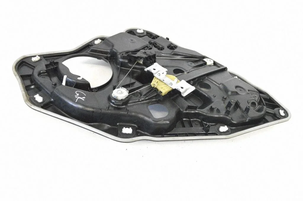 Rear door window regulator with motor 00520704750