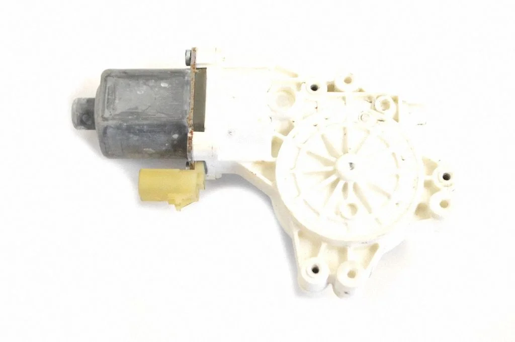 Rear door window regulator motor 0130822279
