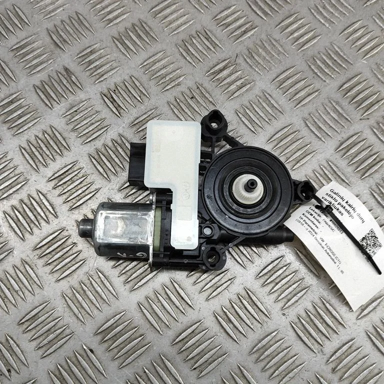 Aizmugurējā loga pacēlāja motoriņš 5Q0959407D