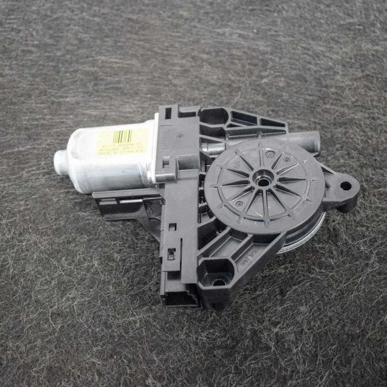 Aizmugurējā loga pacēlāja motoriņš 966264102WR12720