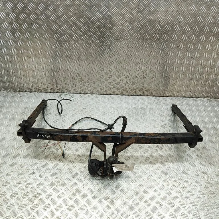 Tow bar set 08L92SNB600