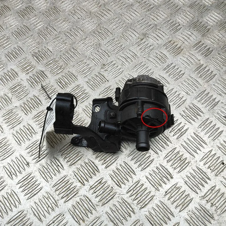 Elektriline lisatsirkulatsioonipump – Volkswagen Passat CC (2008-2016)