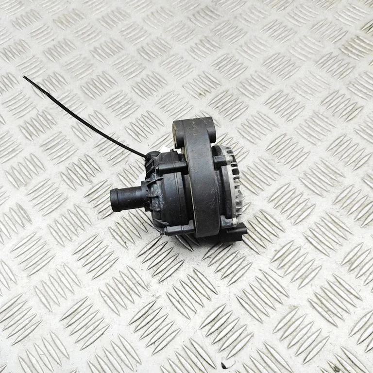Elektryczna pompa cyrkulacyjna 039202450R