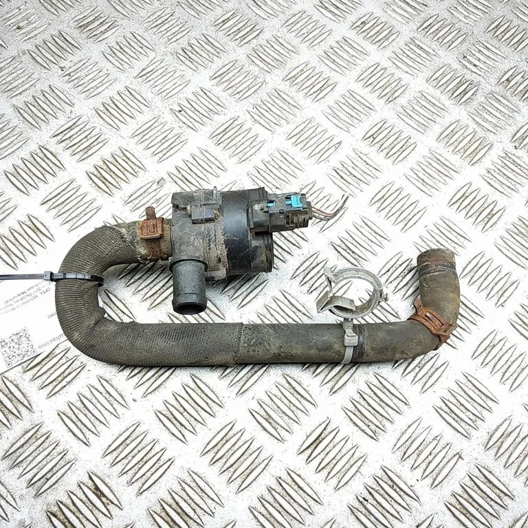 Electric auxiliary coolant/water pump – Opel Movano B (2010-2022)