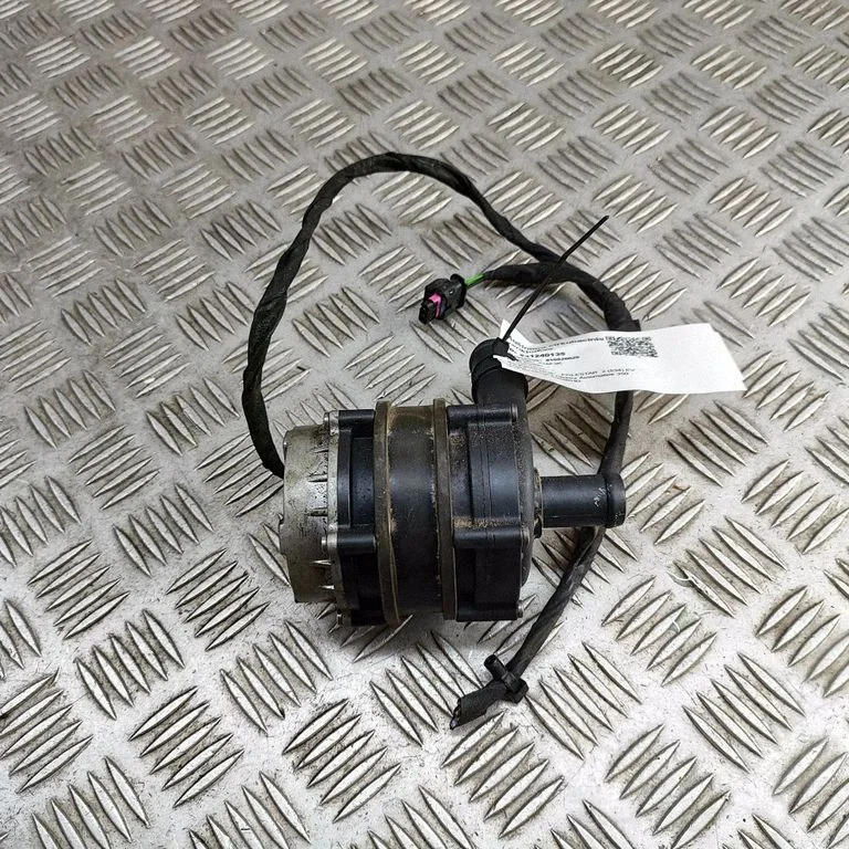 Electric auxiliary coolant/water pump P32135207