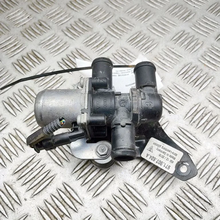 Electric auxiliary coolant/water pump 5Q0906457C