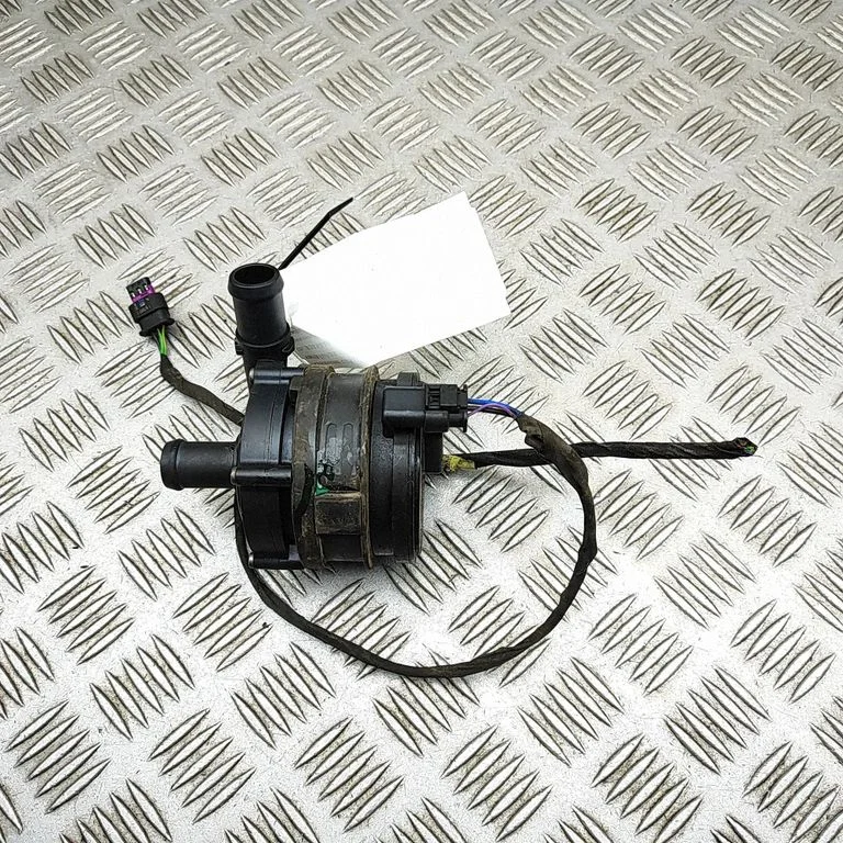 Elektryczna pompa cyrkulacyjna 32238225