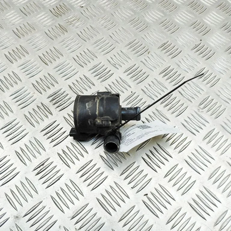 Electric auxiliary coolant/water pump – Renault Master III (2010-2024)