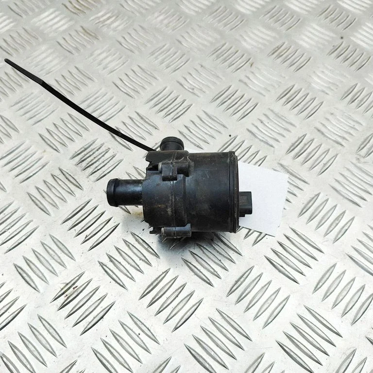 Electric auxiliary coolant/water pump – Renault Master III (2010-2024)
