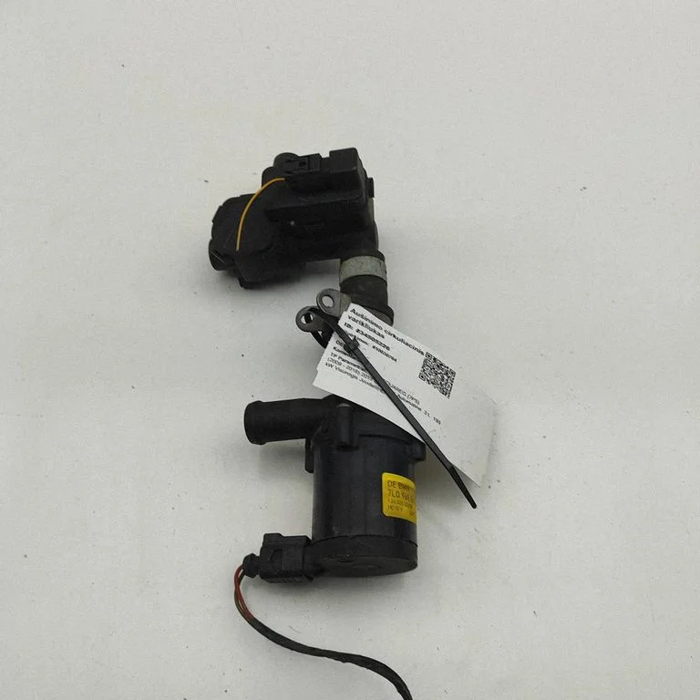 Electric auxiliary coolant/water pump – Volkswagen Touareg II (2010-2018)