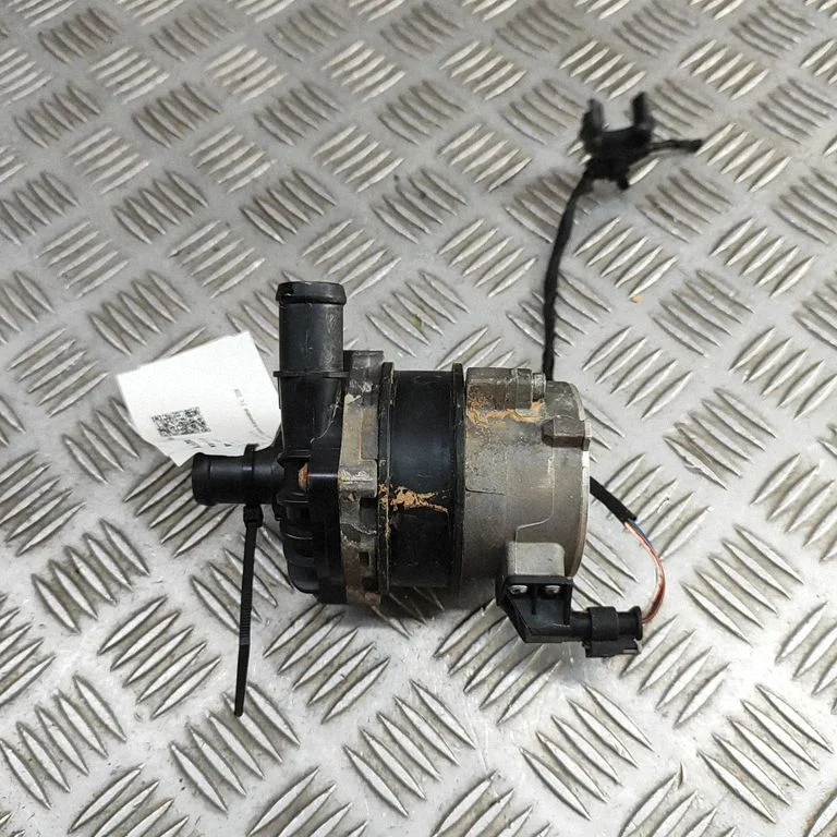 Elektriskais cirkulācijas sūknītis 8K0965567C